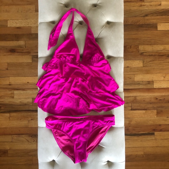 Reaction Kenneth Cole Ruffle Tankini - Picture 2 of 4